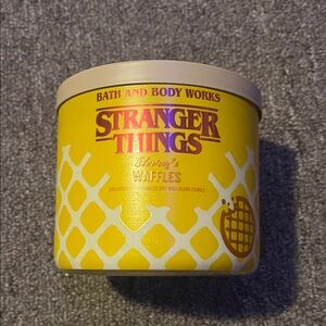 Bath & Body Works Stranger Things Waffles Candle - Yellow